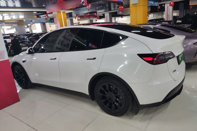 Used Tesla Model Y 2022 Rear-Wheel-Drive Version
