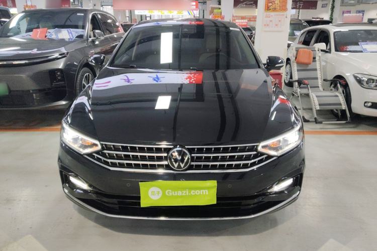 Used Volkswagen Magotan 2023 2 Million Units Commemorative Edition 330TSI DSG Luxury Version