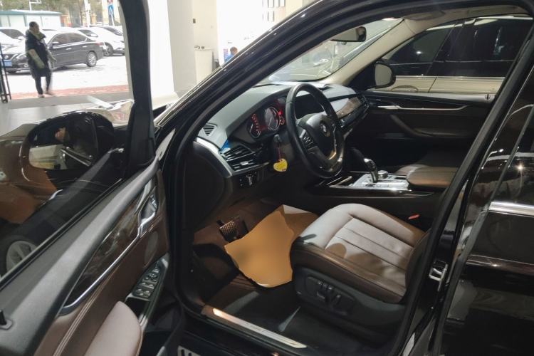 Used BMW X5 2018 xDrive28i