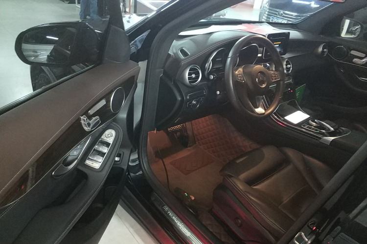 Used Mercedes-Benz GLC 2017 GLC 260 4MATIC Dynamic Edition
