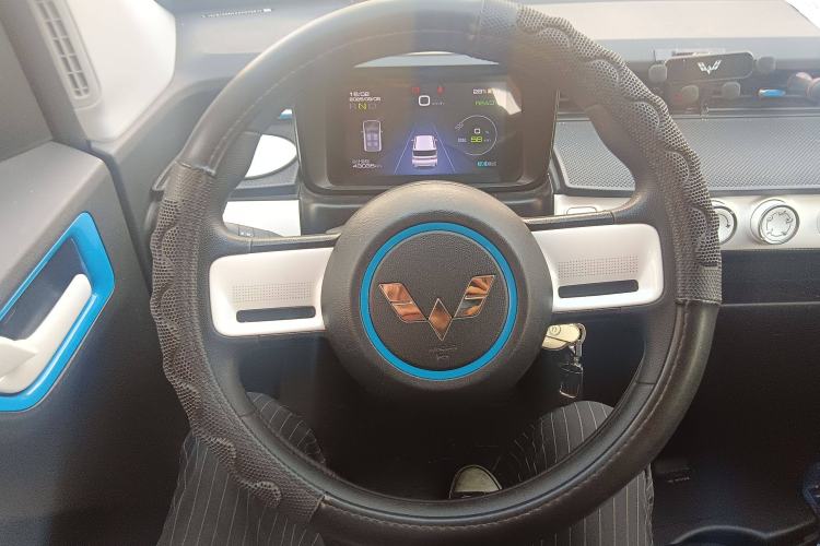 Used Wuling Hongguang MINIEV 2022 GAMEBOY 200km Gaming Edition with Lithium Iron Phosphate
