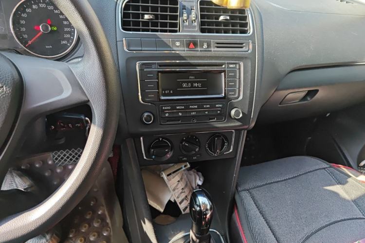 Used Volkswagen Polo 2014 1.6L Automatic Comfort Edition