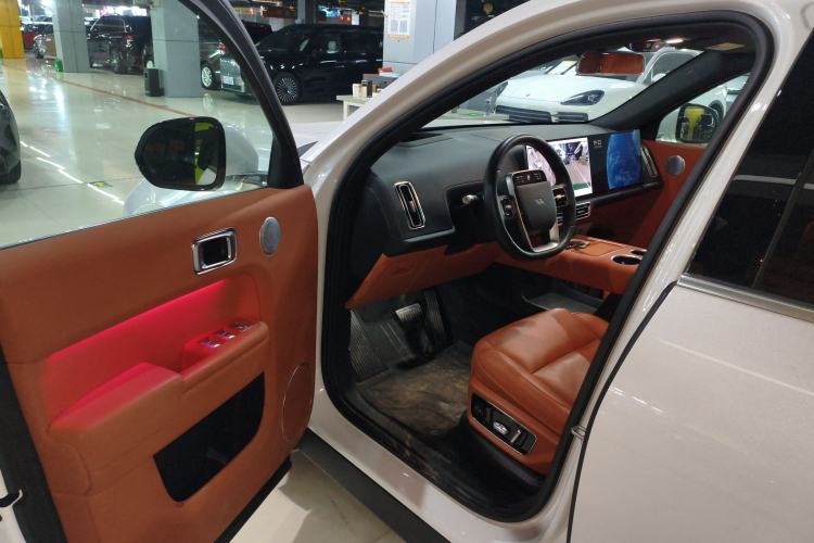 Used Li Auto L7 2024 Pro Model
