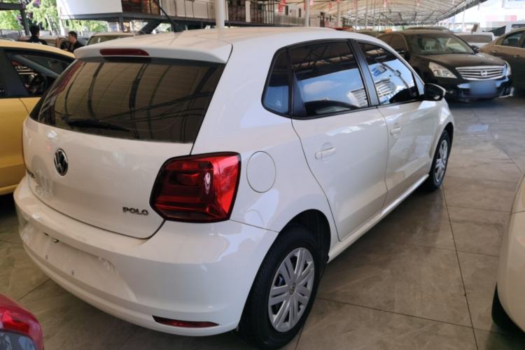 Used Volkswagen Polo 2014 1.4L Manual Fashion Edition
