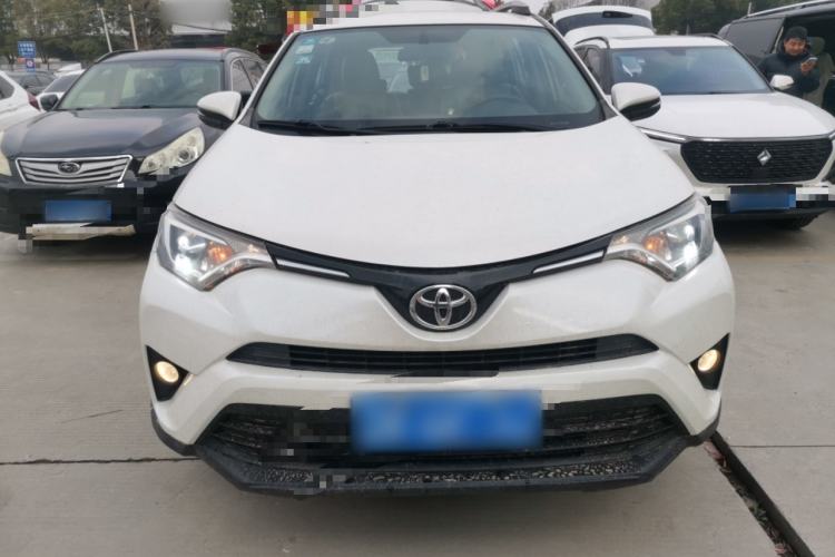 Used Toyota RAV4 2016 2.0L CVT Two-Wheel Drive Urban Edition China V Standard
