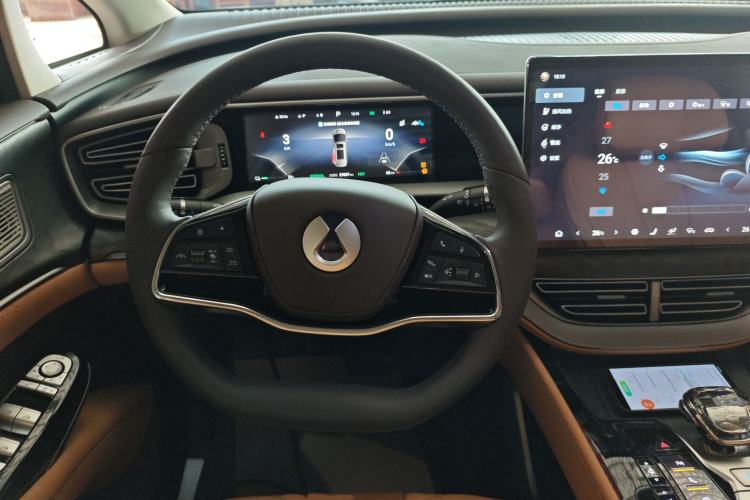 Used Denza D9 2024 DM-i 980 Four-Wheel Drive Prestige Model
