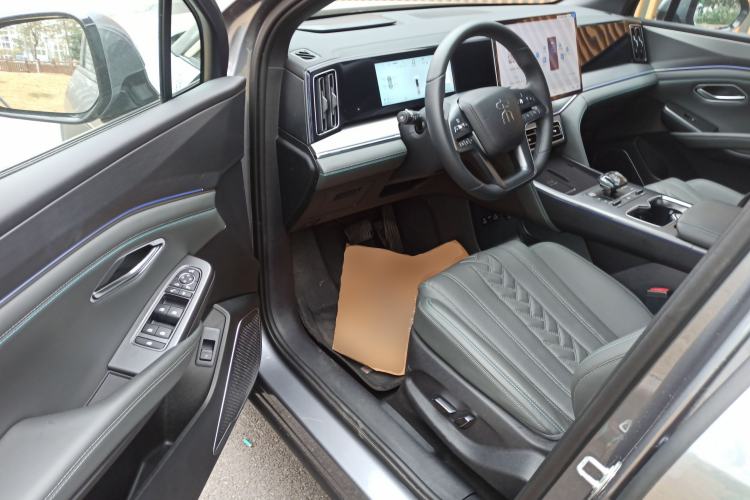 Used BYD Song L DM-i 2025 Intelligent Driving Version 160 km Beyond-Range Type
