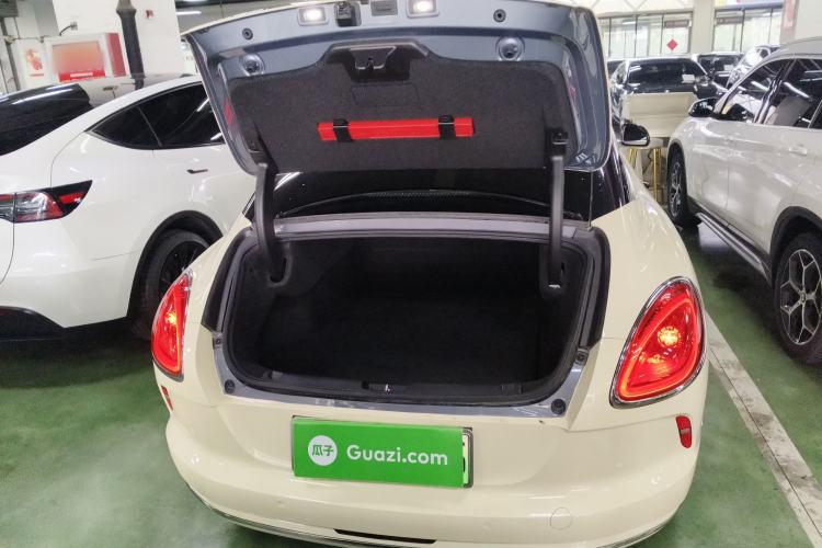 Used ORA Lightning Cat 2022 555 km Luxury Edition