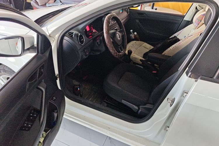 Used Volkswagen Jetta 2019 Dream Edition 1.5L Manual Fashion Version
