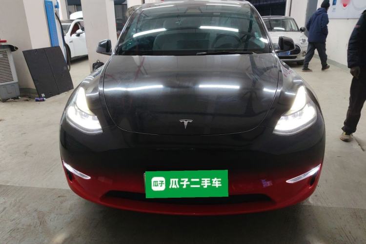 Used Tesla Model Y 2022 Long-Range All-Wheel-Drive Version