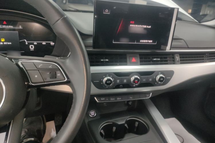 Used Audi A4L 2022 40 TFSI Fashion Dynamic Model
