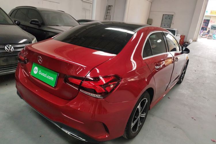 Used Mercedes-Benz A-Class 2022 Revised Version A 200 L Sport Sedan Fashionable Style
