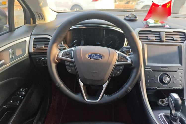 Used Ford Mondeo 2013 2.0L GTDi 200 Fashion Edition
