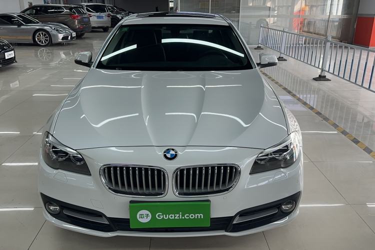 Used BMW 5 Series 2014 535Li Leading Model
