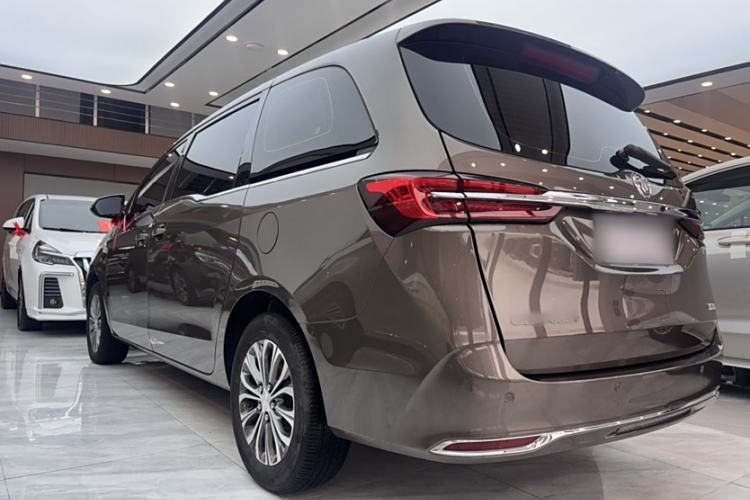 Used Buick GL8 2022 Land Cruiser Executive Class 652T Comfort Model
