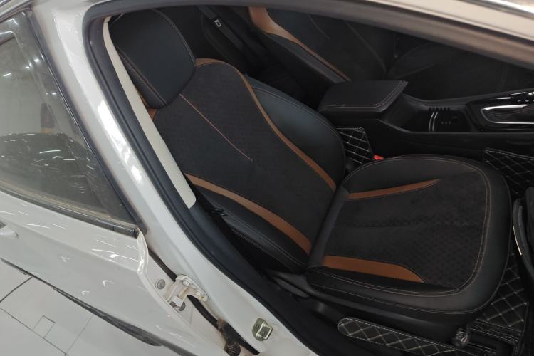 Used Buick Encore 2021 332T CVT Luxury Version
