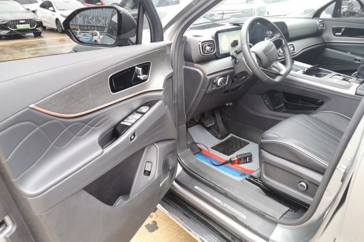 Used Chery Tiggo 9 2023 2.0T Dual-Clutch Two-Wheel Drive Prestige Version 5 Seats
