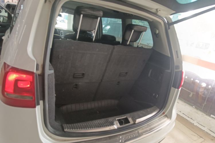 Used Volkswagen Sharan 2013 1.8TSI Standard Model
