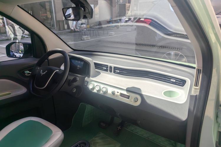 Used Wuling Hongguang MINIEV 2021 Macaron Premium Model – Lithium Iron Phosphate
