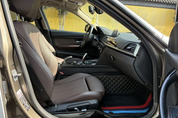 Used BMW 3 Series 2018 320Li Fashion Model
