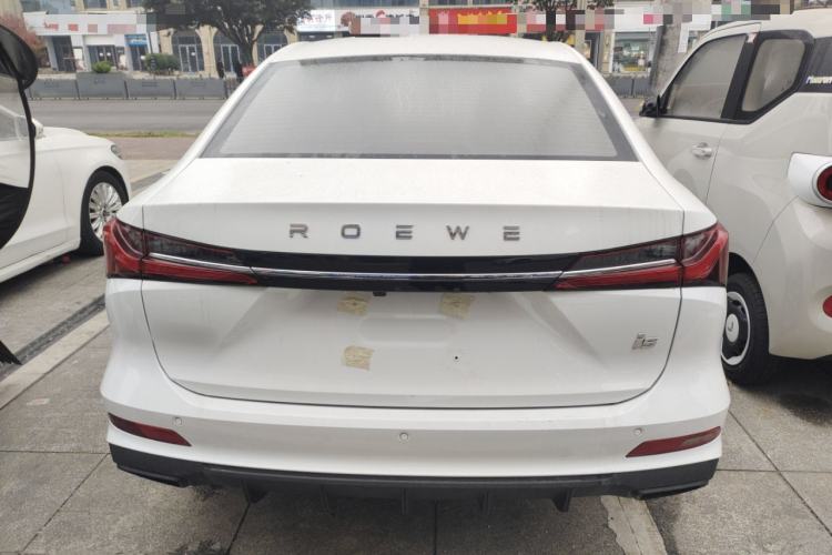 Used Roewe i5 2023 1.5L Manual Comfort Edition

