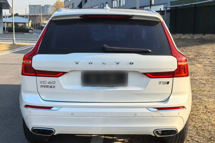 Used Volvo XC60 2021 T5 4x4 Smart Luxury Edition
