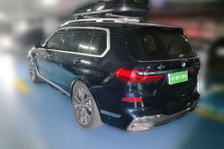 Used BMW X7 2021 xDrive40i Executive Model with M Sport Package
