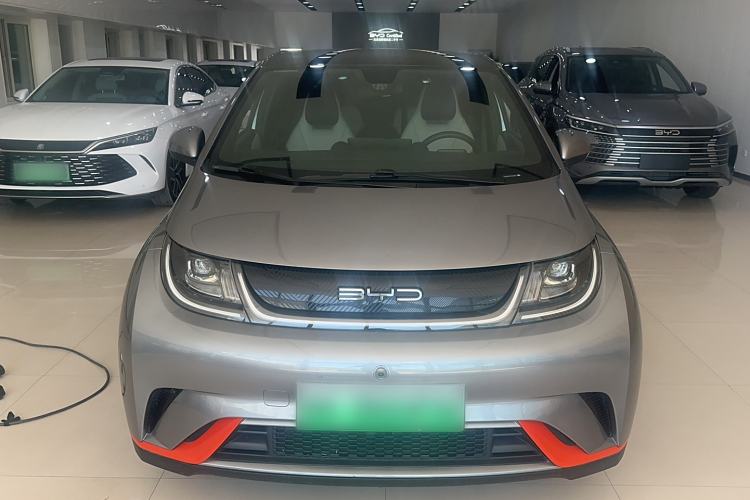 Used BYD Dolphin 2021 405 km Fashion Edition
