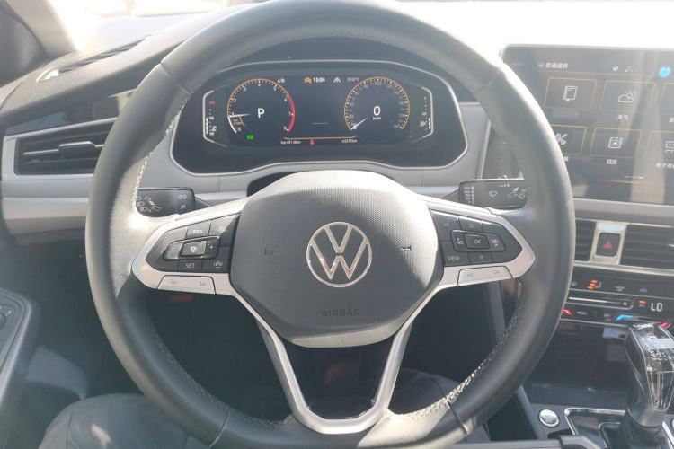 Used Volkswagen Bora 2023 300TSI DSG Prestige Edition
