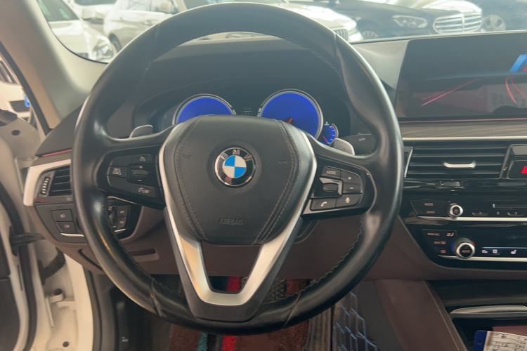 Used BMW 5 Series 2018 530Li xDrive Luxury Package
