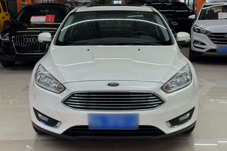 Used Ford Focus 2015 Sedan EcoBoost 125 Automatic Supreme Style Edition
