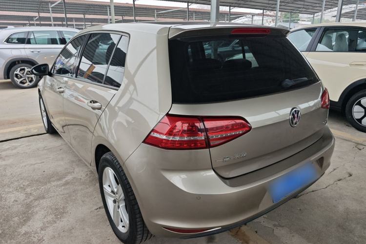 Used Volkswagen Golf 2016 1.6L Automatic Fashion Model