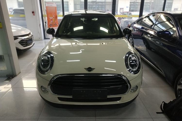 Used  MINI 2018 1.5T COOPER Artist
