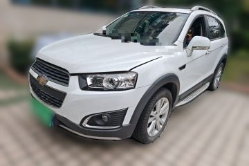 Used Chevrolet Captiva 2015 2.4L 4x4 Flagship Edition 7-Seater