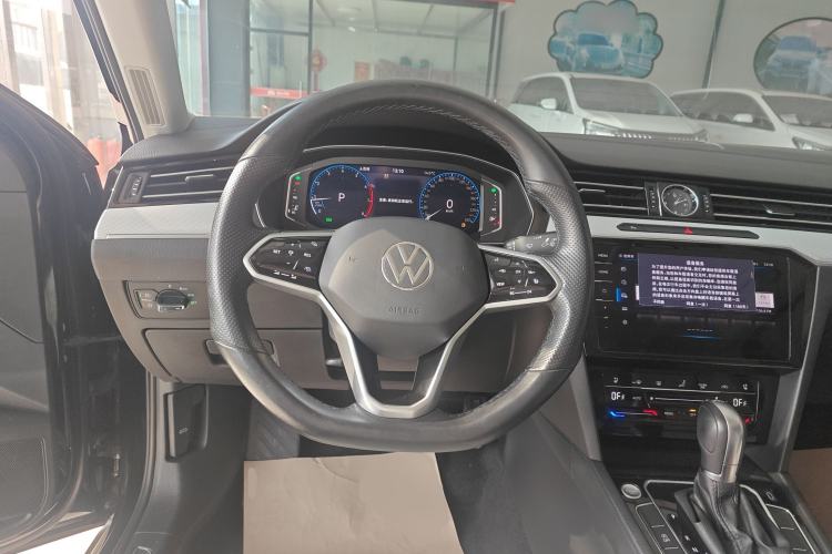 Used Volkswagen Magotan 2023 2 Million Units Commemorative Edition 330TSI DSG Luxury Version