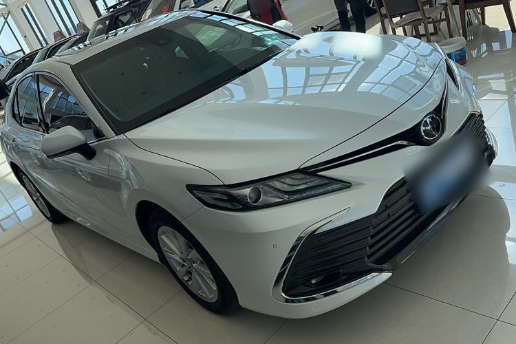 Used Toyota Camry 2021 2.0G Luxury Edition
