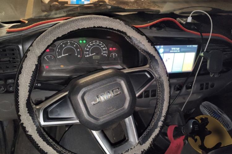 Used JMC Transit 2017 2.8T Commercial Version Short Wheelbase Mid-Roof 6/7/8-Seater JX493
