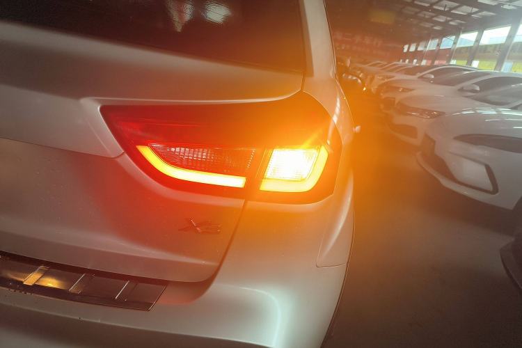 Used Geely Auto Vision X3 2017 1.5L Manual Elite Model
