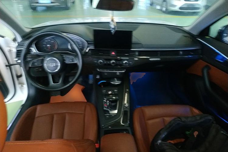 Used Audi A4L 2019 40 TFSI Ambition China VI