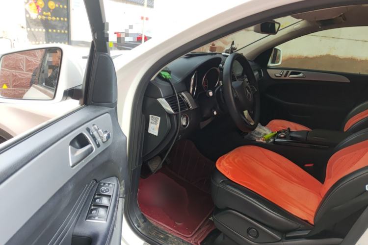 Used Mercedes-Benz GLE Coupe 2017 GLE 320 4MATIC Coupe SUV
