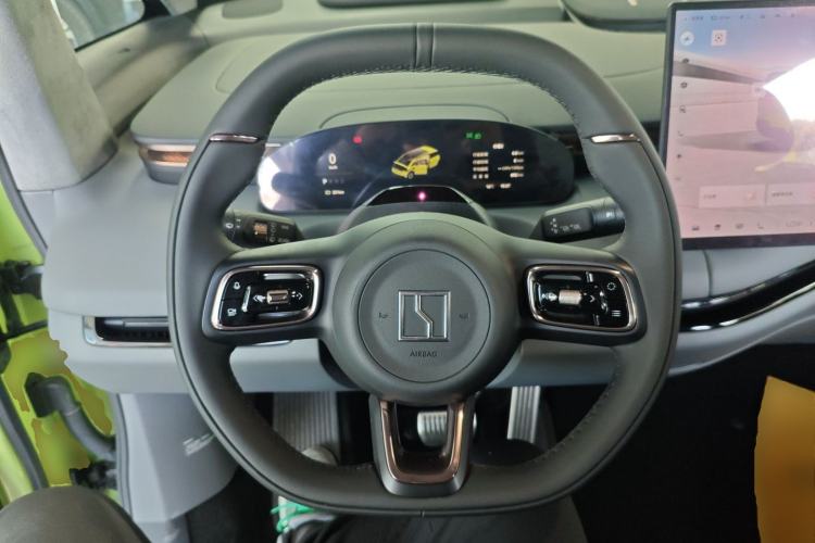 Used Zeekr MIX 2025 Long-Range Intelligent Driving Edition
