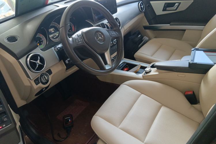 Used Mercedes-Benz GLK-Class 2013 Facelift GLK 300 4MATIC Fashion Edition
