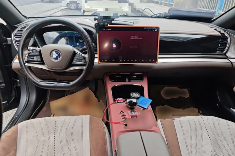 Used BYD Han 2024 EV Glory Edition 506KM Front-Wheel-Drive Premium Model