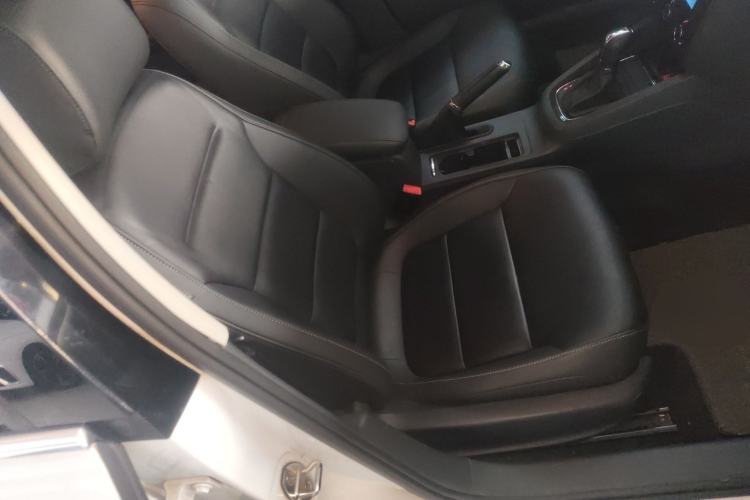 Used Volkswagen Sagitar 2015 230TSI Automatic Comfort Version
