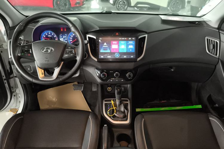 Used Hyundai ix25 2017 1.6L Automatic Smart Version
