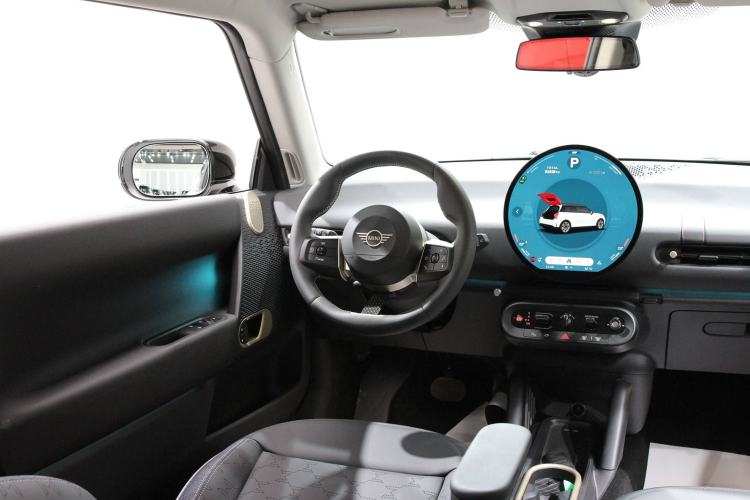 Used  Electric MINI COOPER 2024 456km COOPER E Classic Edition
