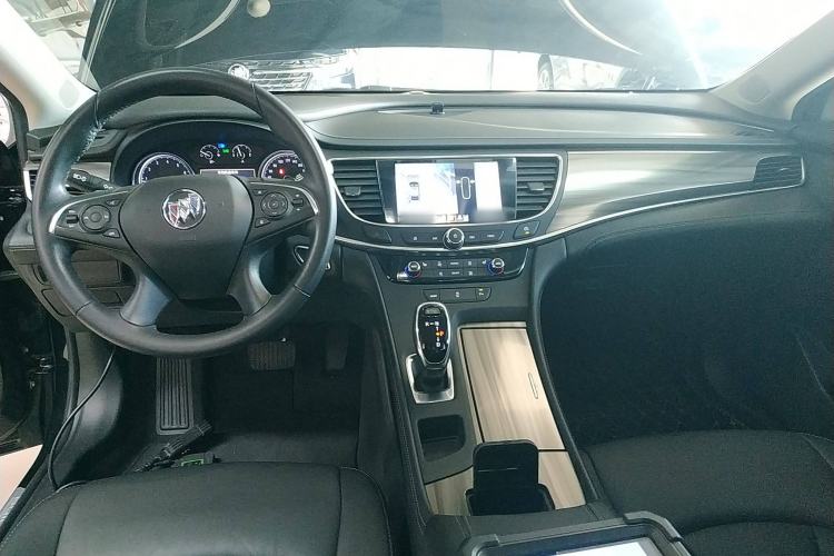 Used Buick LaCrosse 2022 652T Luxury Version
