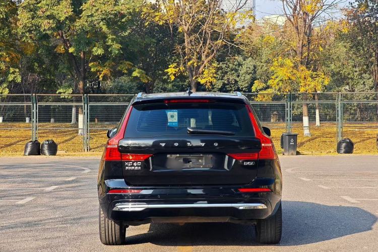 Used Volvo XC60 2022 B5 4x4 Zhiyi Luxury Edition
