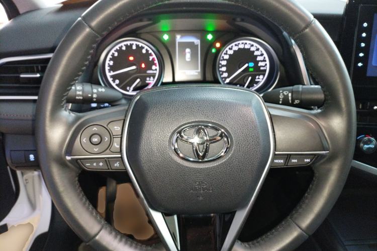 Used Toyota Camry 2023 2.0GVP Premier Edition
