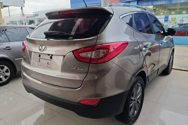 Used Hyundai ix35 2013 2.0L Automatic Two-Wheel Drive Smart GLS China IV Standard